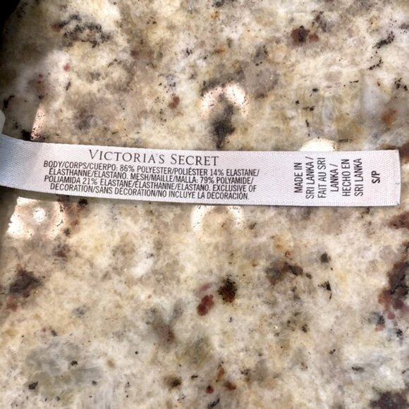 Victorias Secret VSX Sport Bra Size S - Picture 8 of 8